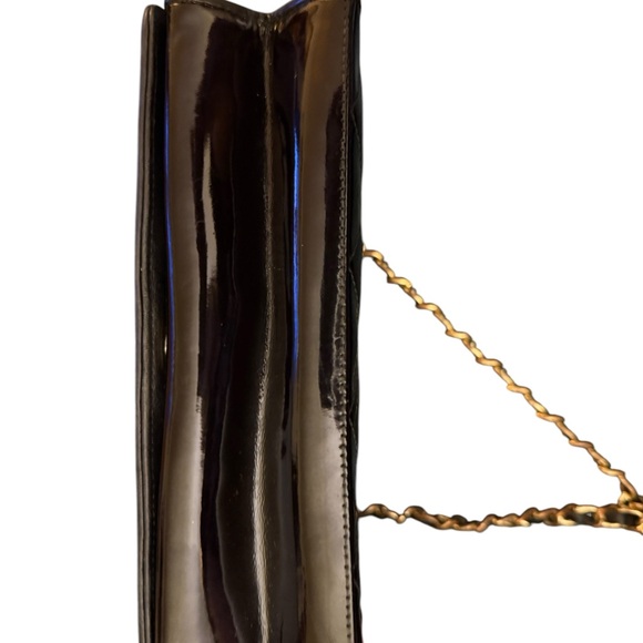 Chanel Black Quilted Patent Leather Bag - Picture 6 of 9